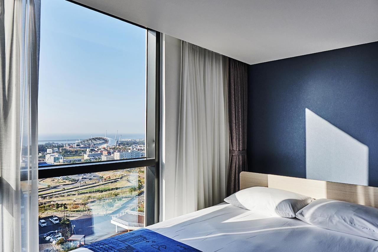 Jeju Pureun Hotel Согвипхо Экстерьер фото