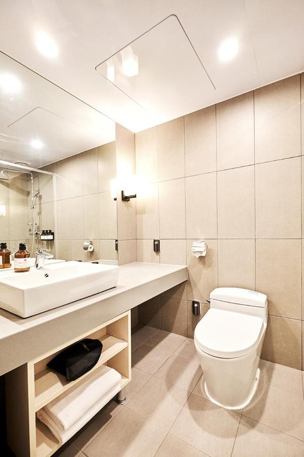 Jeju Pureun Hotel Согвипхо Экстерьер фото
