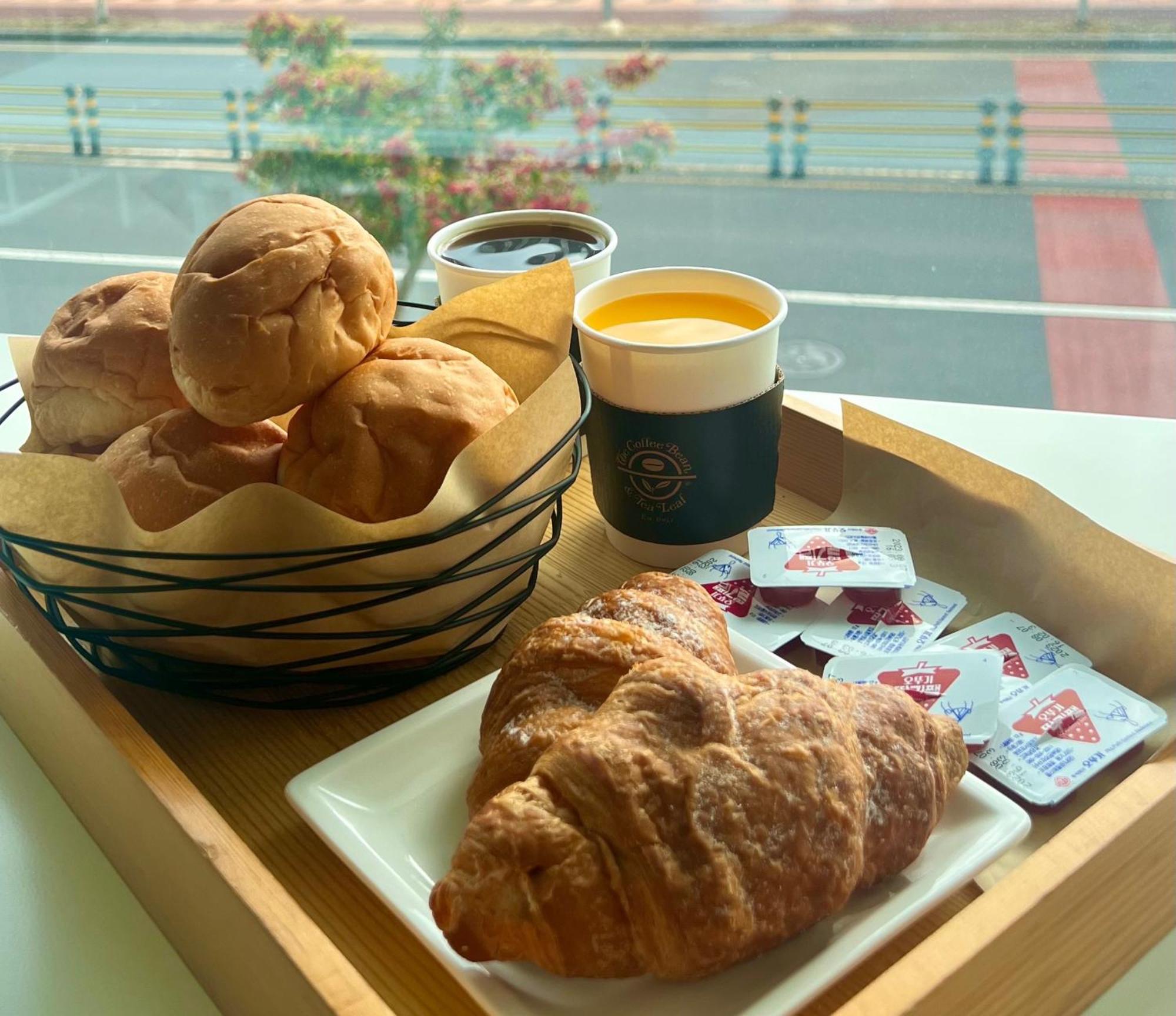 Jeju Pureun Hotel Согвипхо Экстерьер фото